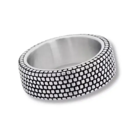 by Billgren ring i oxiderat stål